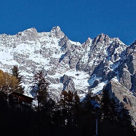 Hotel Astoria Courmayeur Exterior photo