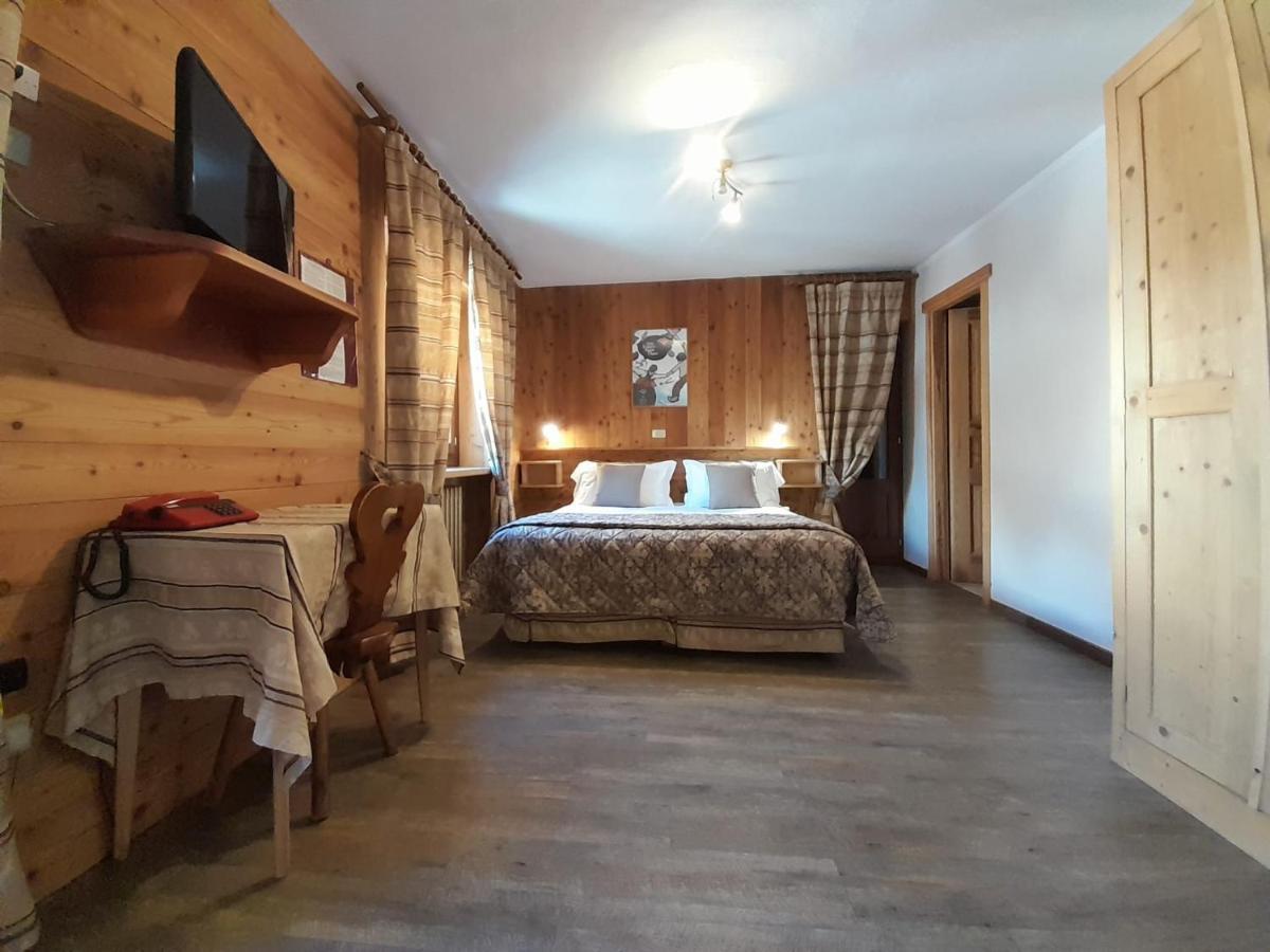 Hotel Astoria Courmayeur Exterior photo