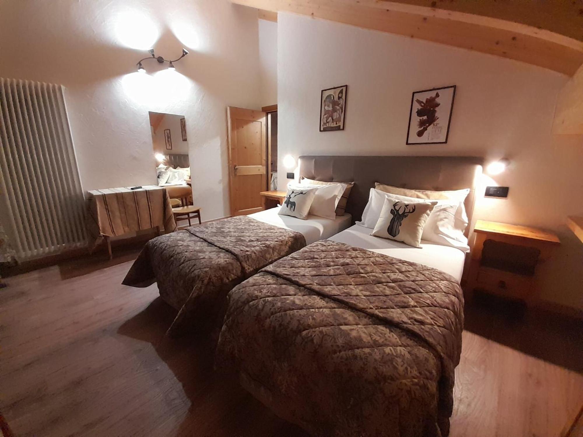Hotel Astoria Courmayeur Exterior photo