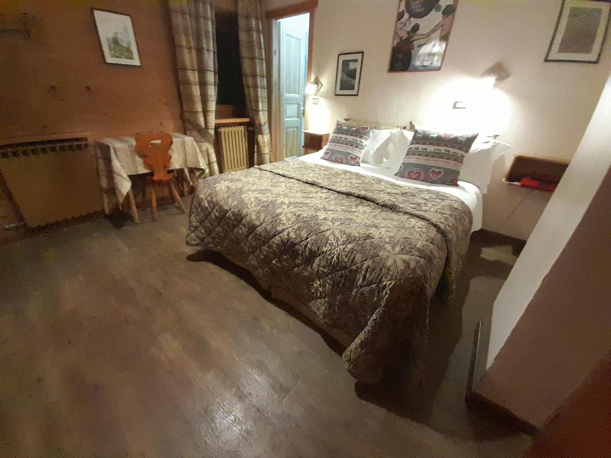 Hotel Astoria Courmayeur Exterior photo