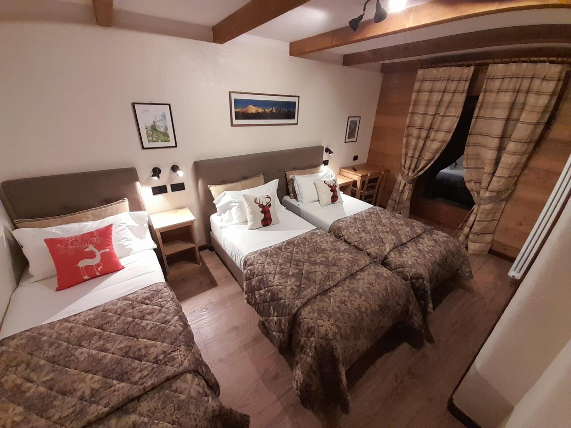 Hotel Astoria Courmayeur Exterior photo