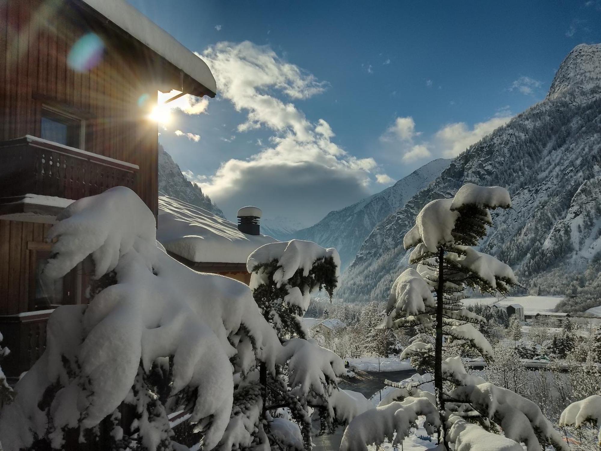Hotel Astoria Courmayeur Exterior photo